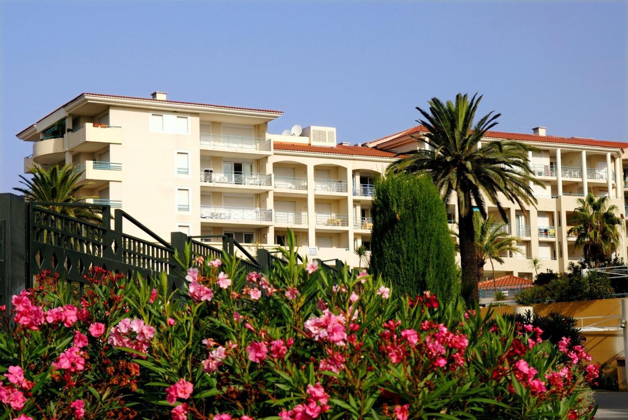 Residence Odalys Les Pins Bleus Juan-les-Pins Ngoại thất bức ảnh