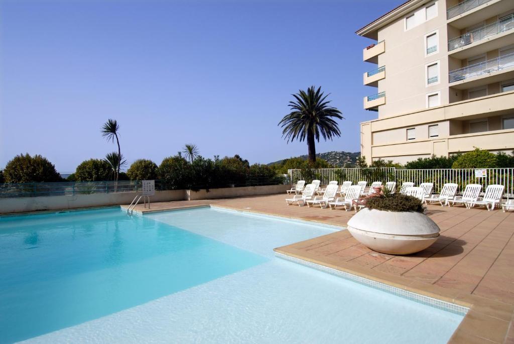 Residence Odalys Les Pins Bleus Juan-les-Pins Ngoại thất bức ảnh