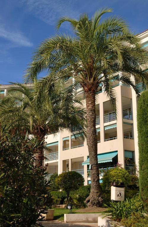 Residence Odalys Les Pins Bleus Juan-les-Pins Ngoại thất bức ảnh
