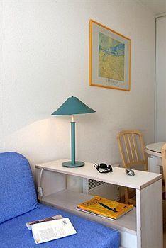 Residence Odalys Les Pins Bleus Juan-les-Pins Ngoại thất bức ảnh